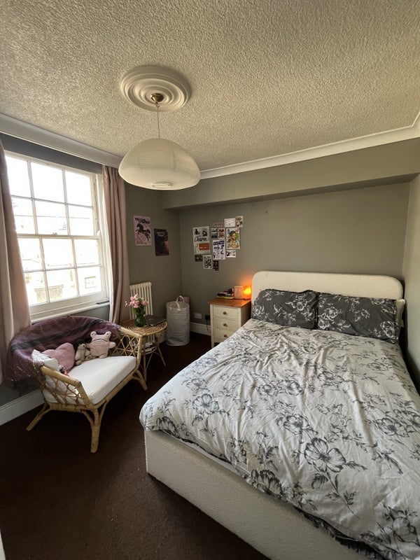 Room Walcot Square in Greater London
