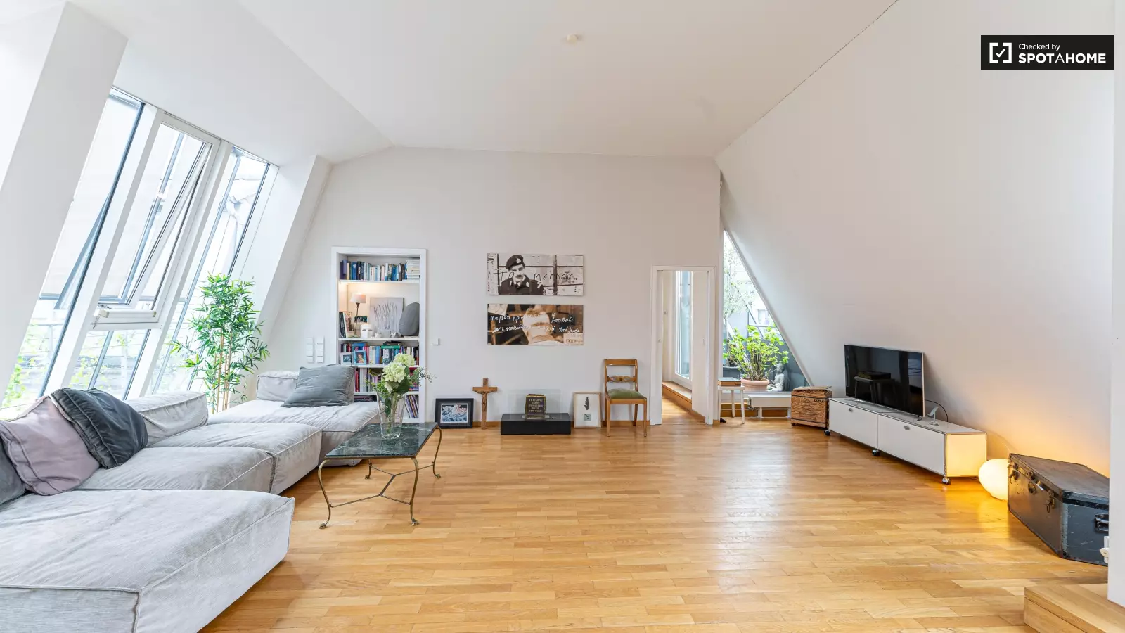 Wohnung Dorotheenstraße in Berlin
