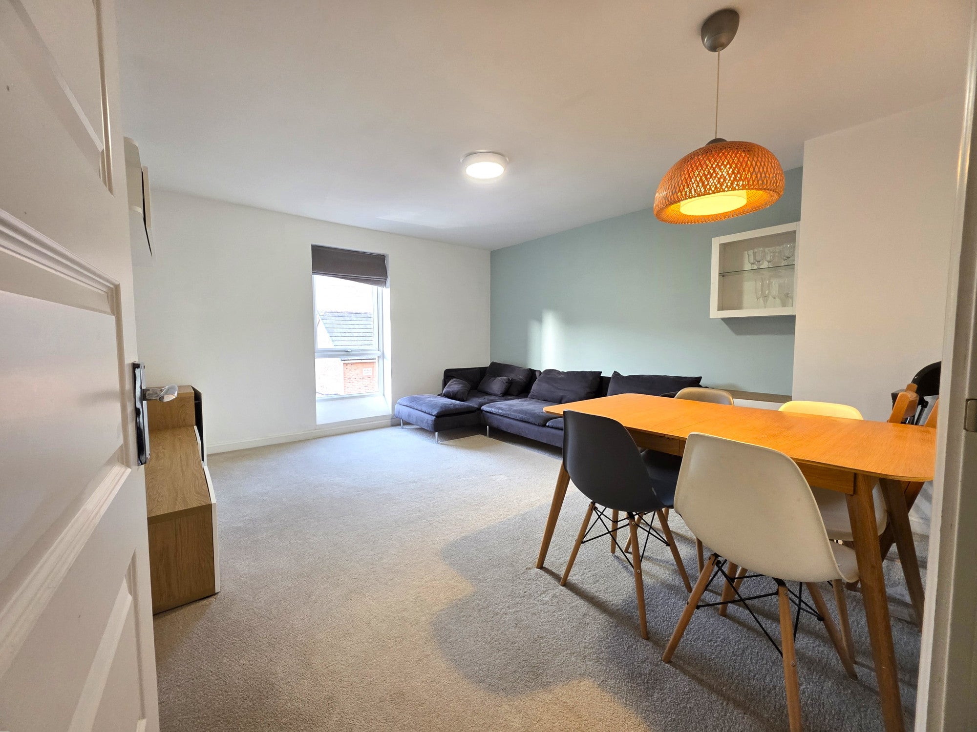 Flat Foleshill Road in Coventry