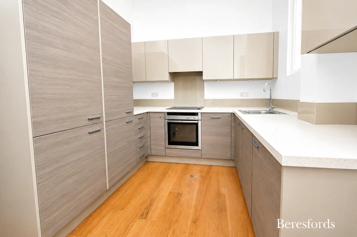 Flat Pastoral Way in Brentwood