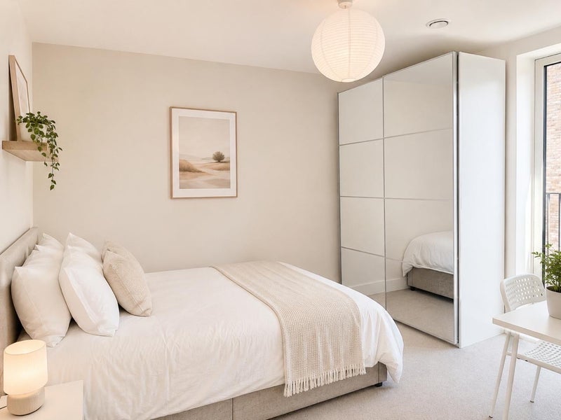 Room Silvertown Square in Greater London