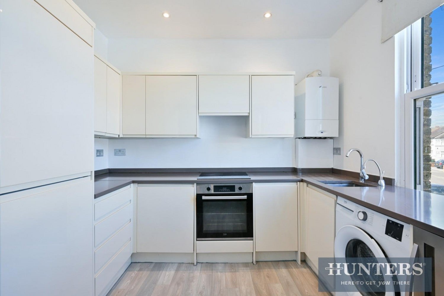 Flat Prince of Wales Road in Greater London