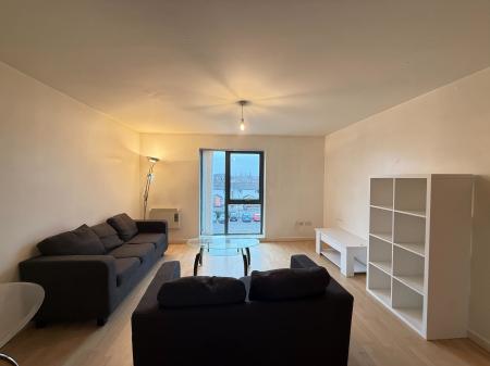 Flat Ordsall Lane in Salford