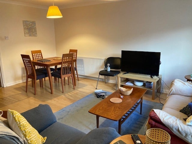 Room Dunaskin Street in Glasgow