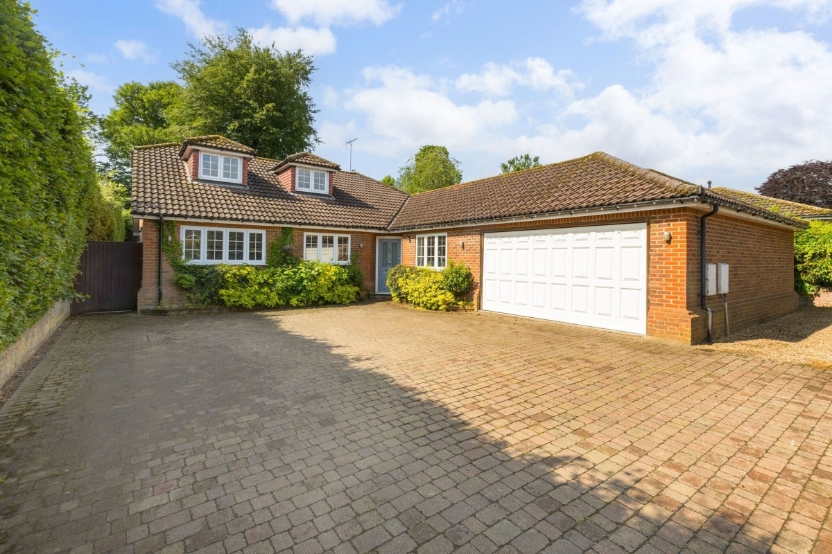 House Marford Road in St Albans