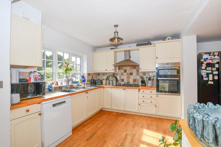 Flat Maple Cottages in St Albans
