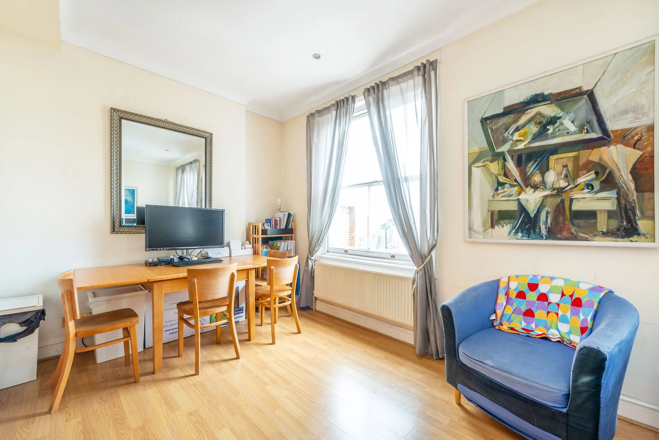 Flat St. Marks Place in Greater London