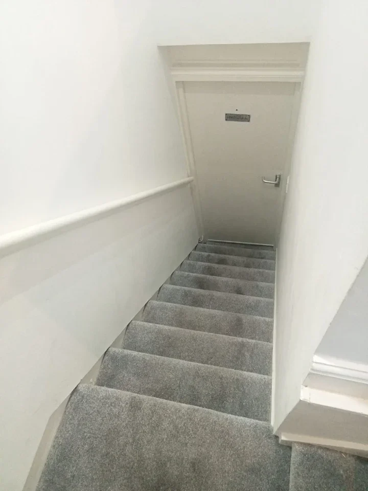 Flat Streatham Road in Greater London