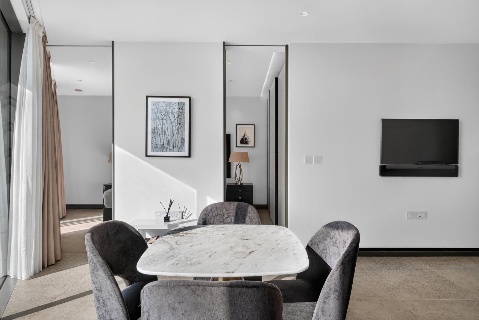 Flat Blackfriars Road in Greater London