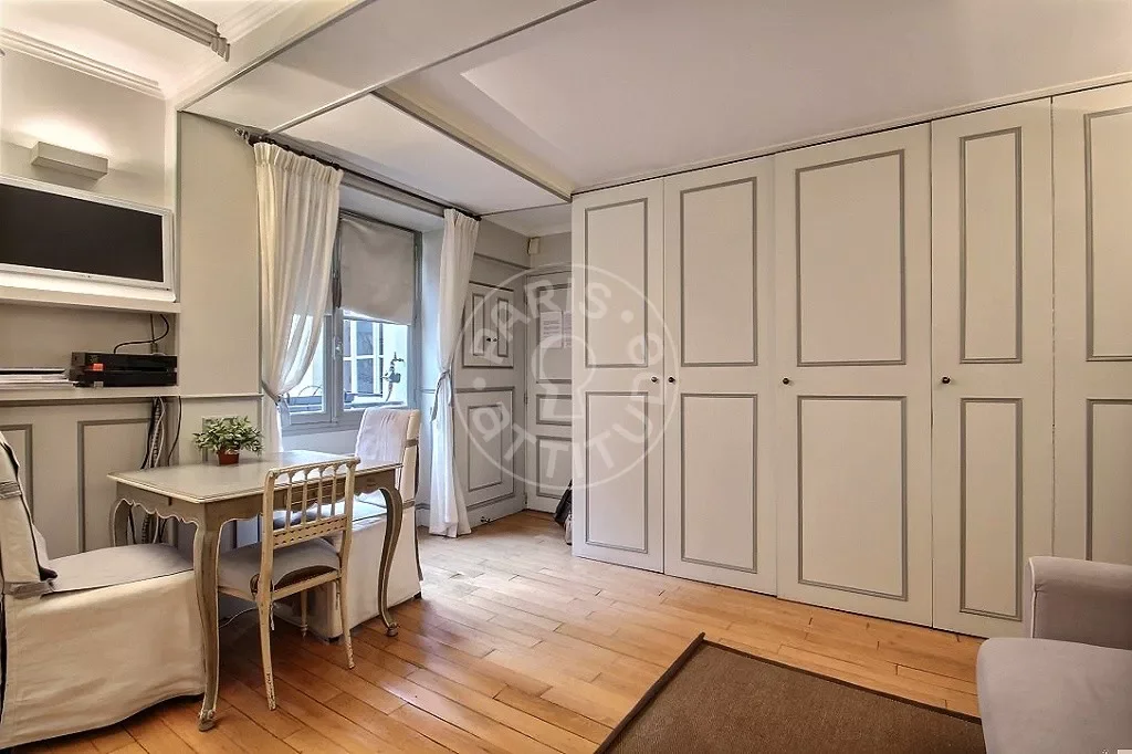 Appartement Rue Saint-Honoré à Paris