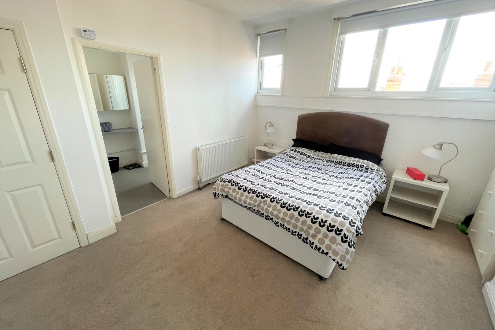Flat Back Norman Terrace in Leeds