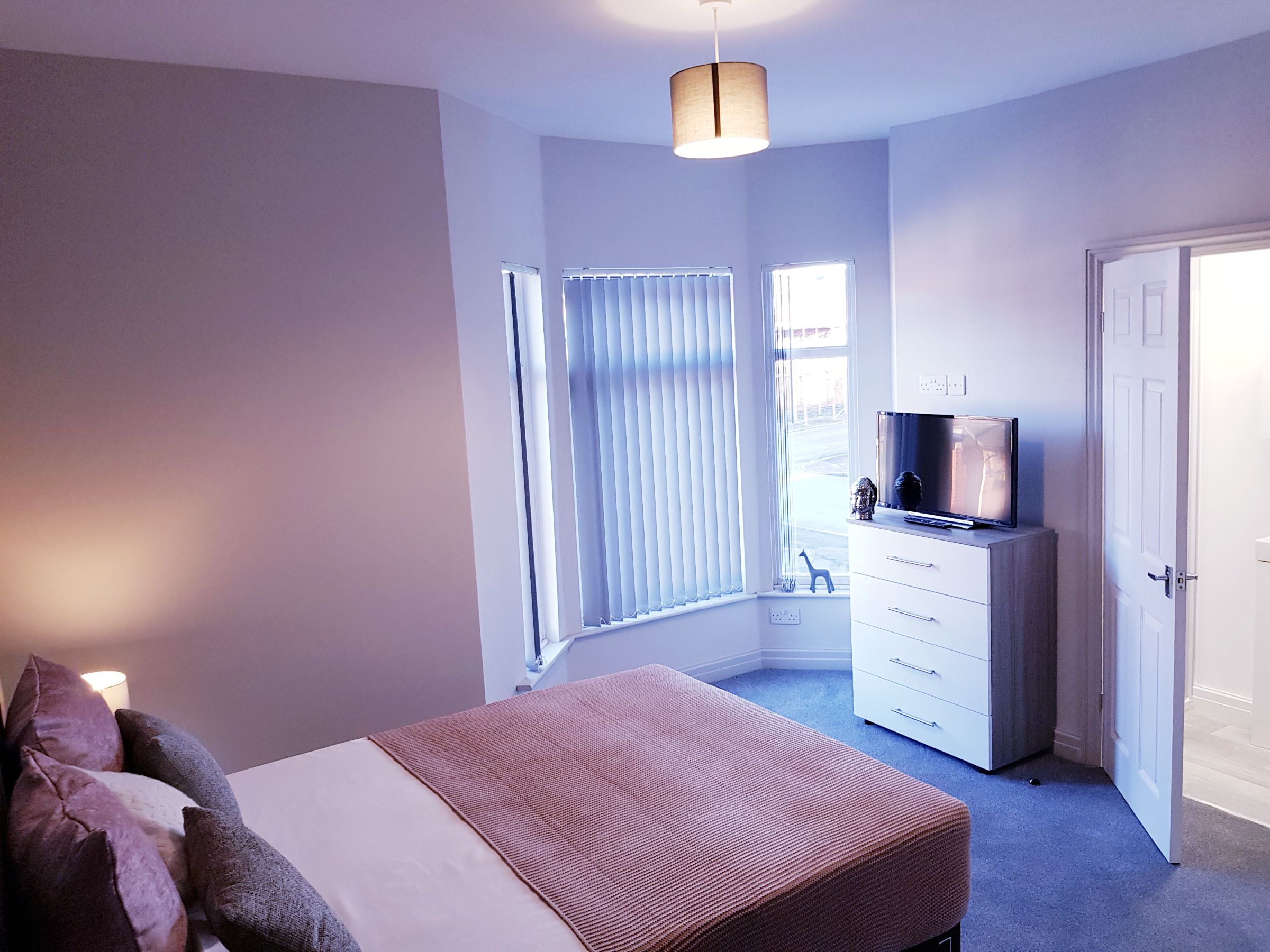 Room Lawton Street in Crewe