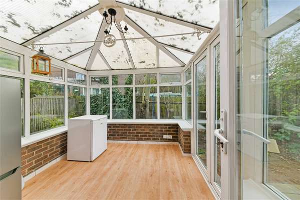 House Blyth Close in Greater London