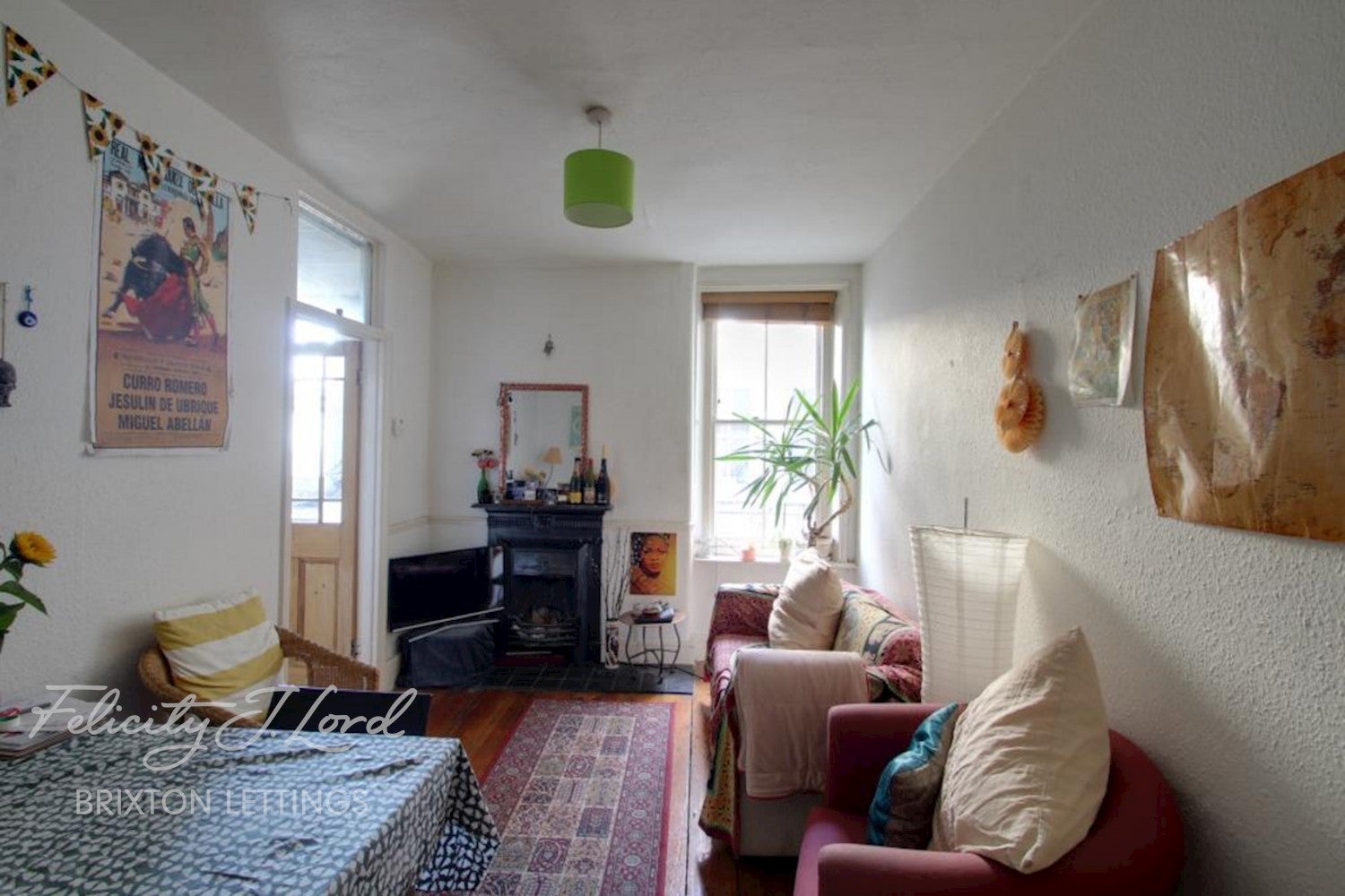Flat Saltoun Road in Greater London