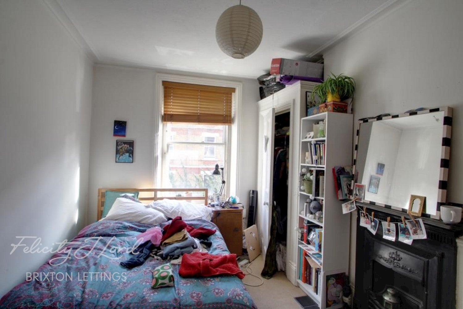 Flat Saltoun Road in Greater London