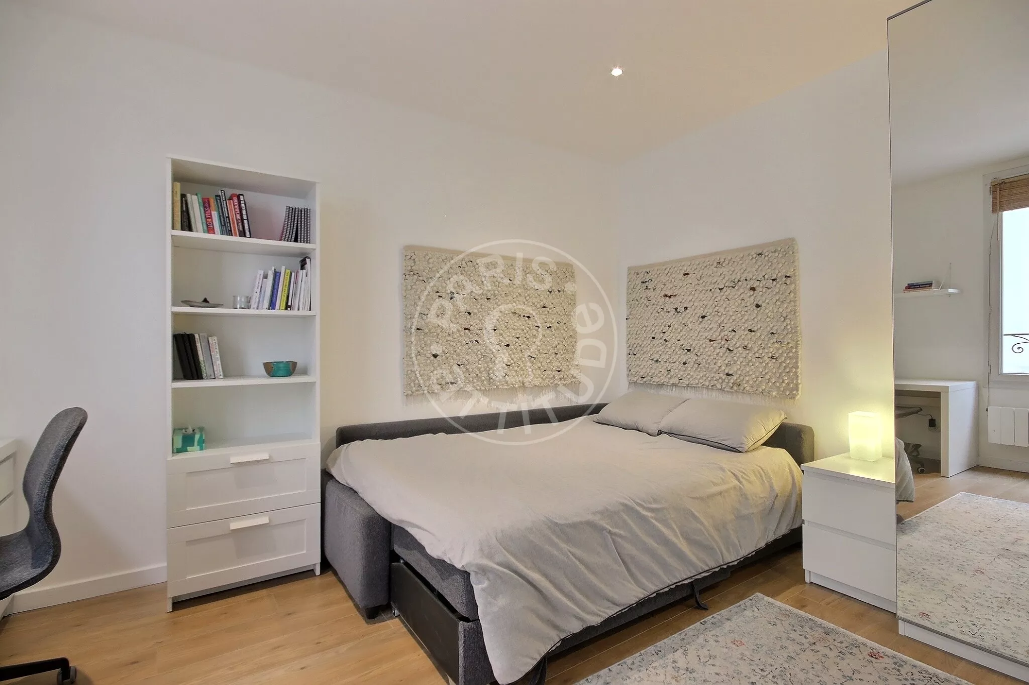 Flat Rue de la Croix Nivert in Paris