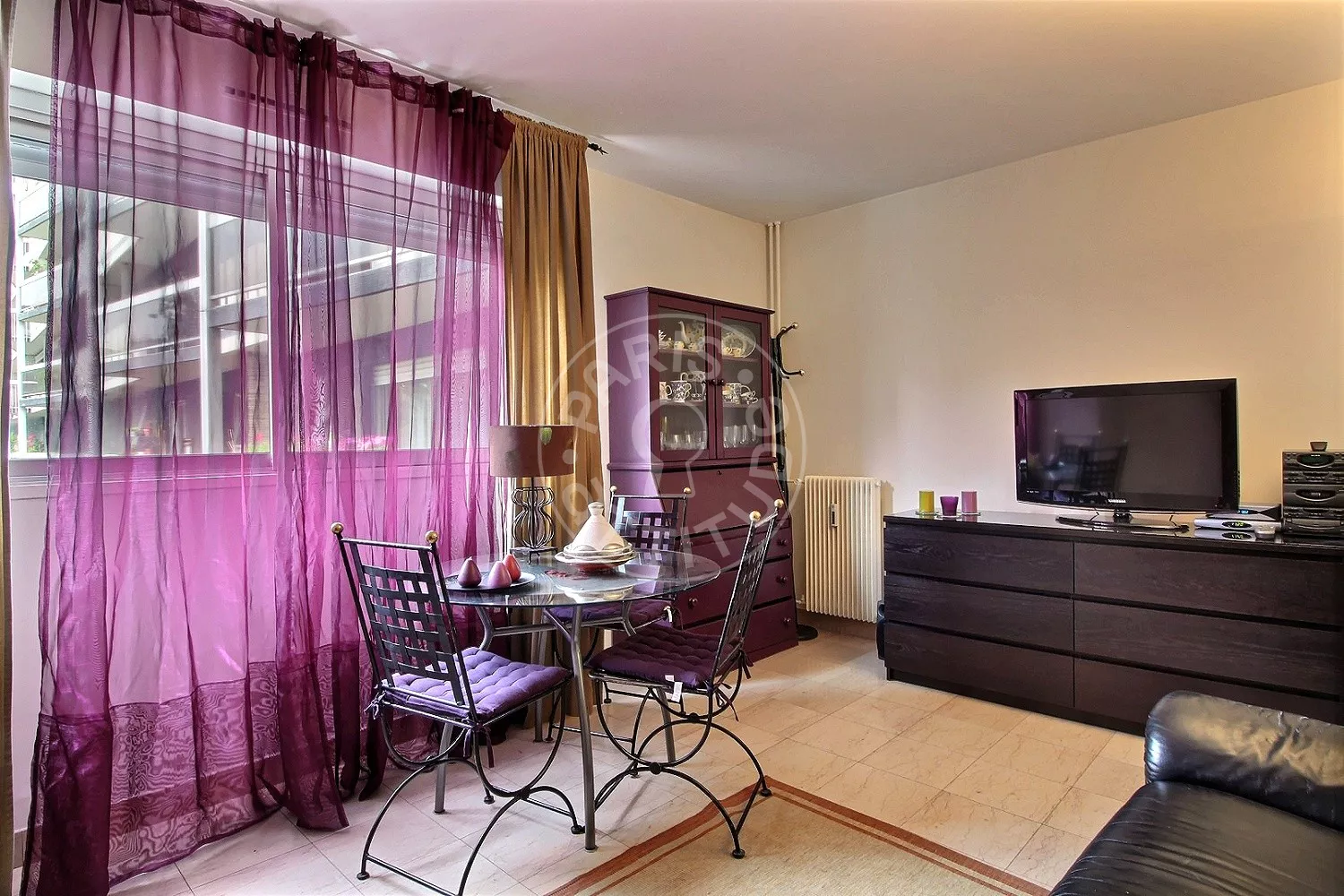 Appartement Rue Saint-Saëns à Paris