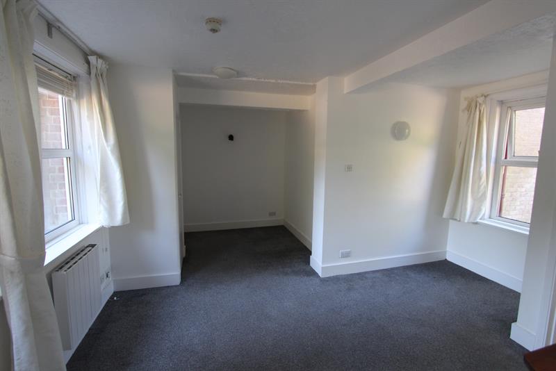 Flat Botley Road in Winchester