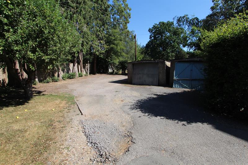 Flat Botley Road in Winchester