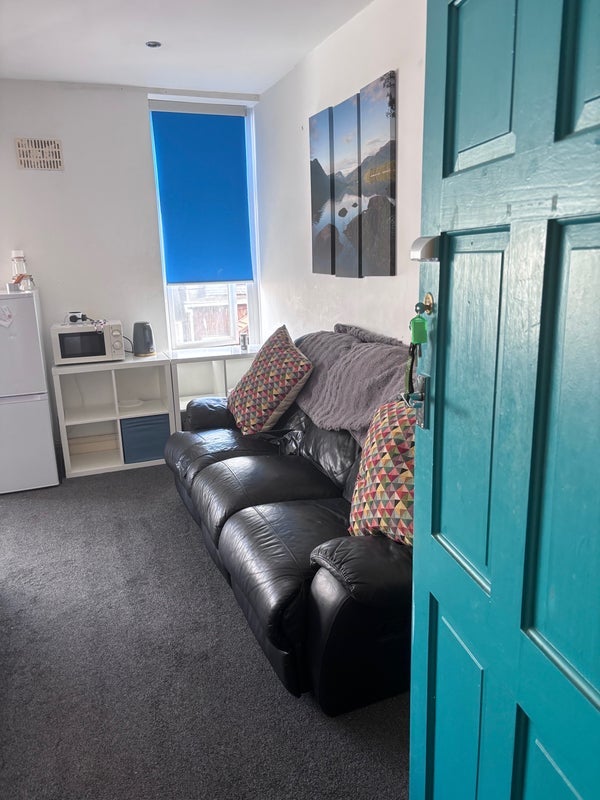 Room Windsor Avenue in Blackpool
