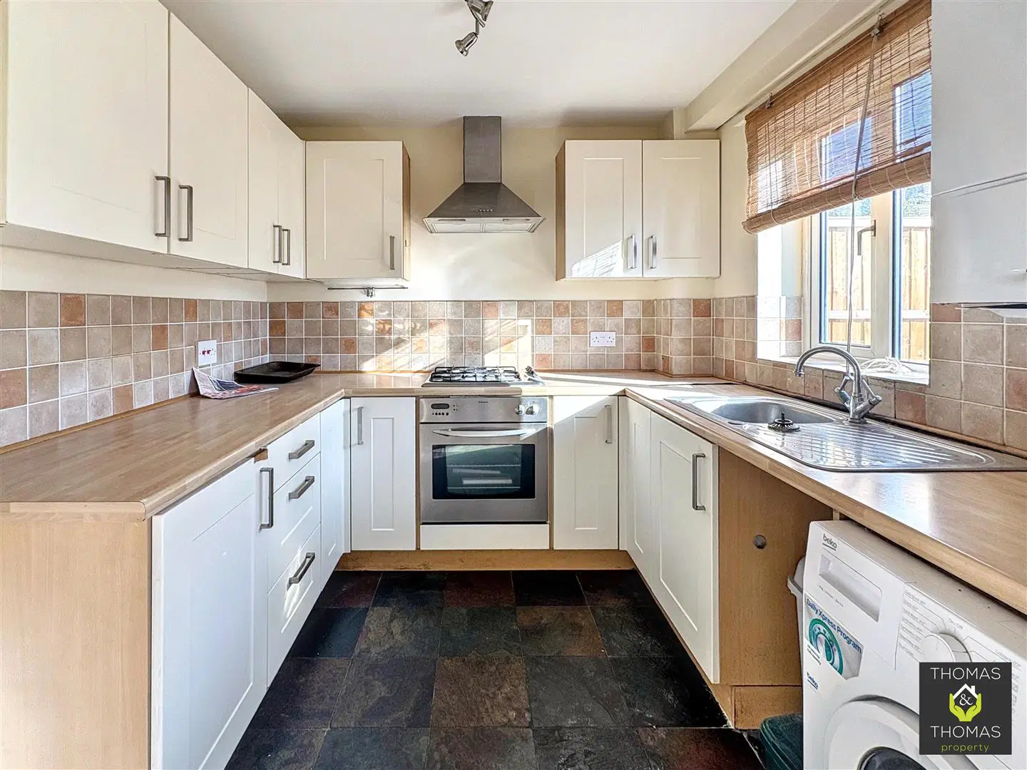 House Marchant Close in Cheltenham