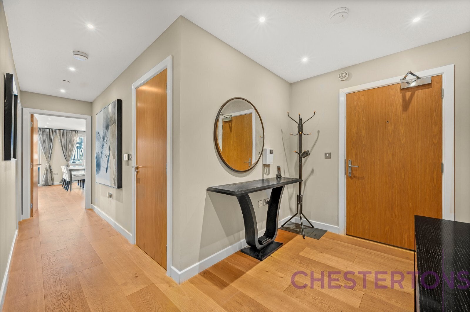 Flat Selsdon Way in Greater London