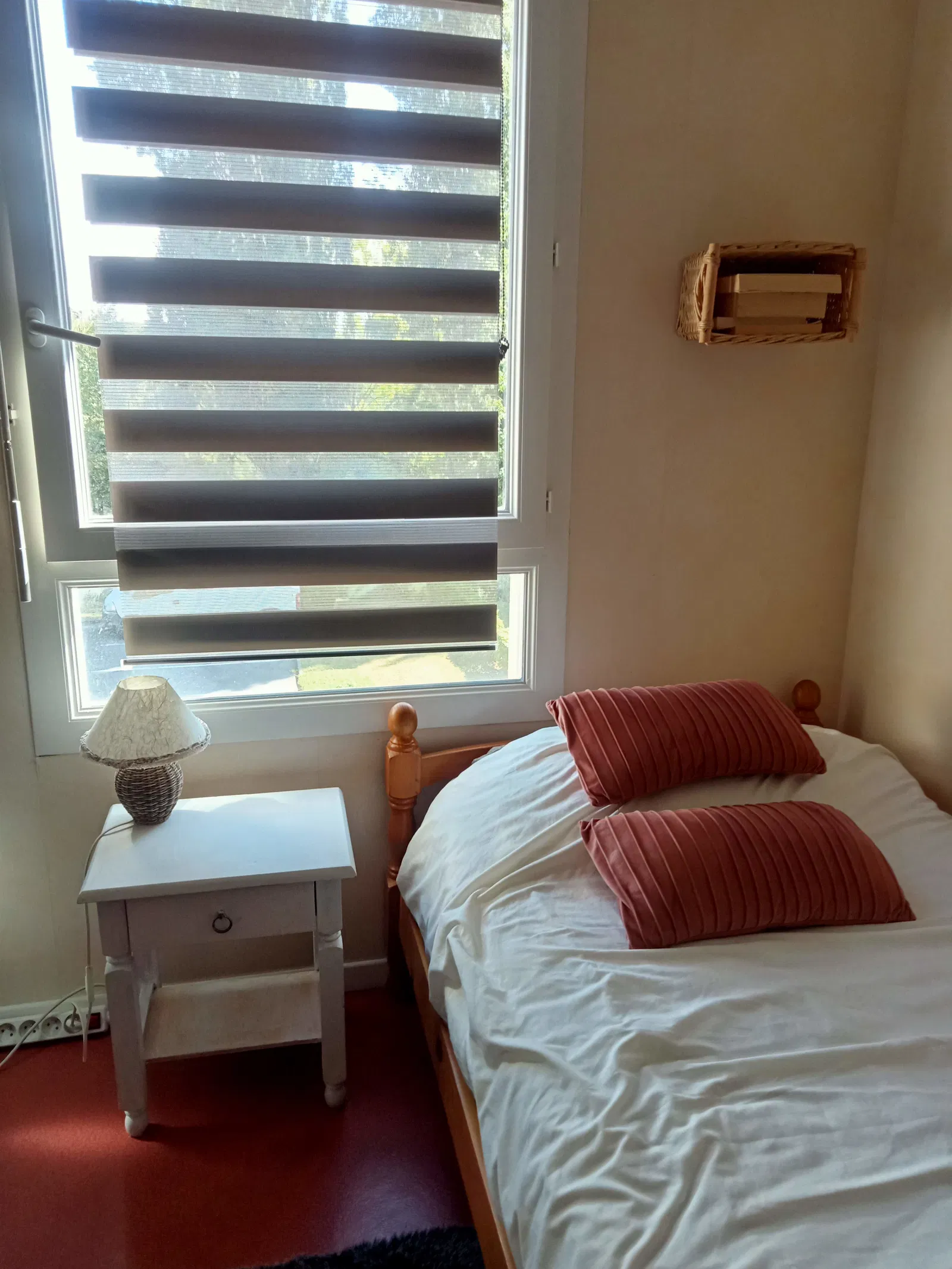 Room Rue de Versailles in Saint-Laurent-Blangy