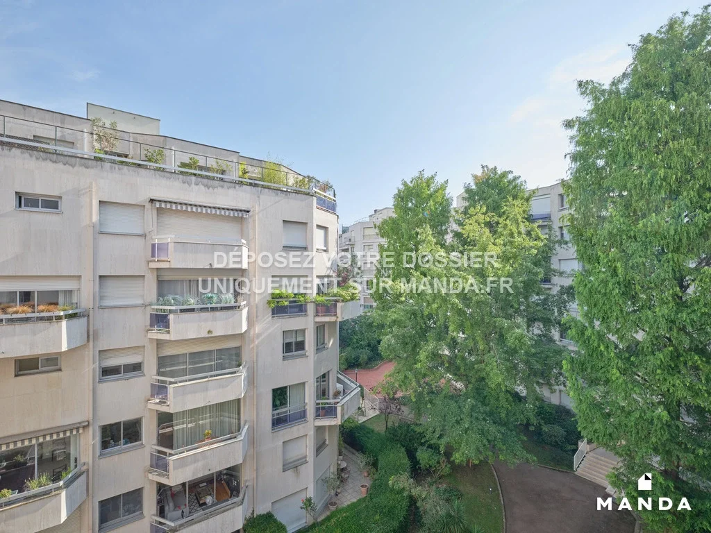 Flat Rue Parmentier in Neuilly-sur-Seine