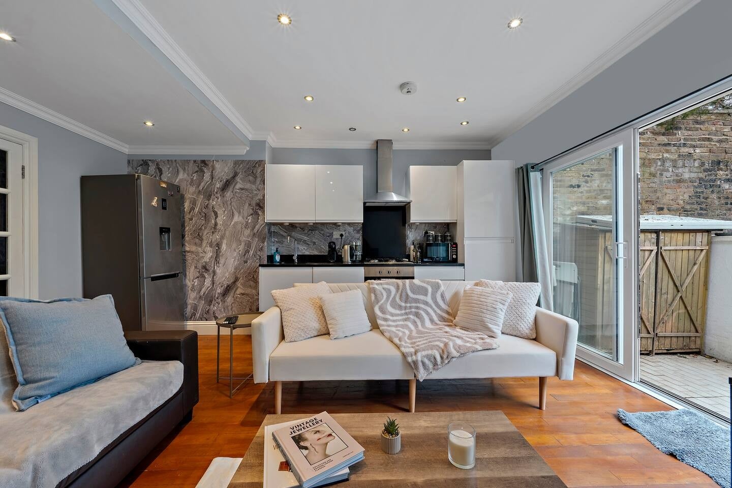 Flat Hammersmith Grove in Greater London