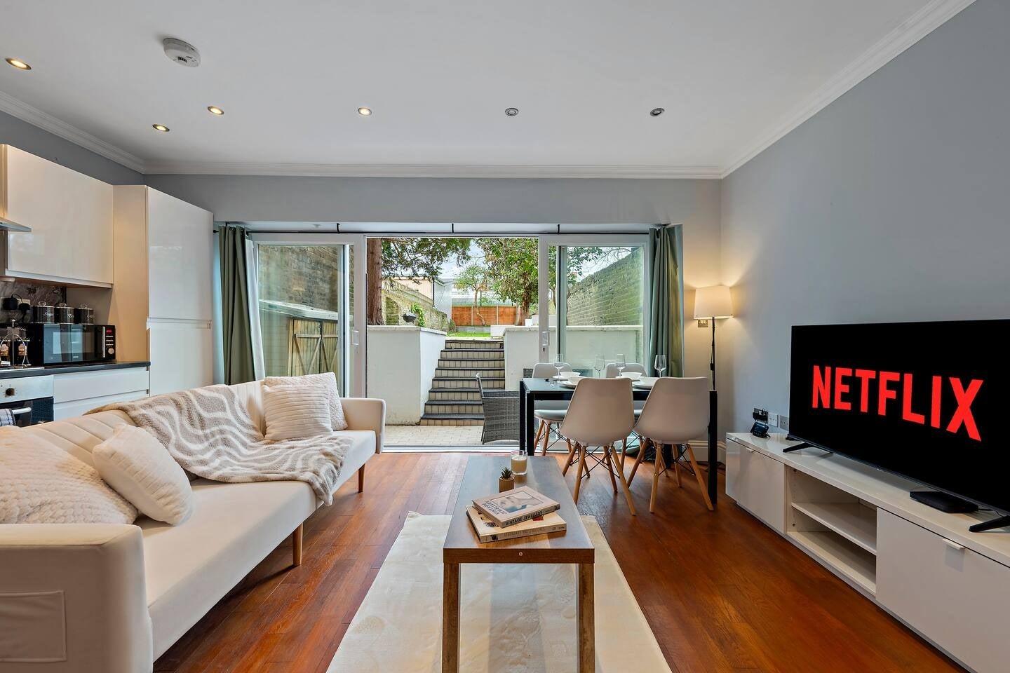 Flat Hammersmith Grove in Greater London