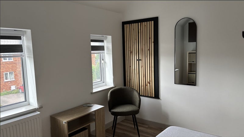 Room Saint Marys Road in Bristol