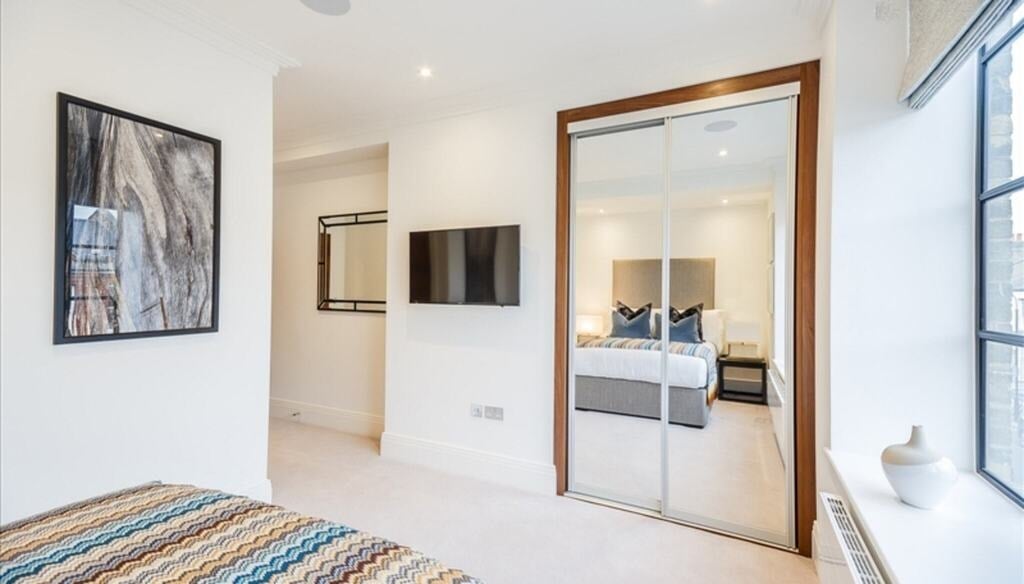 Flat Rainville Road in Greater London