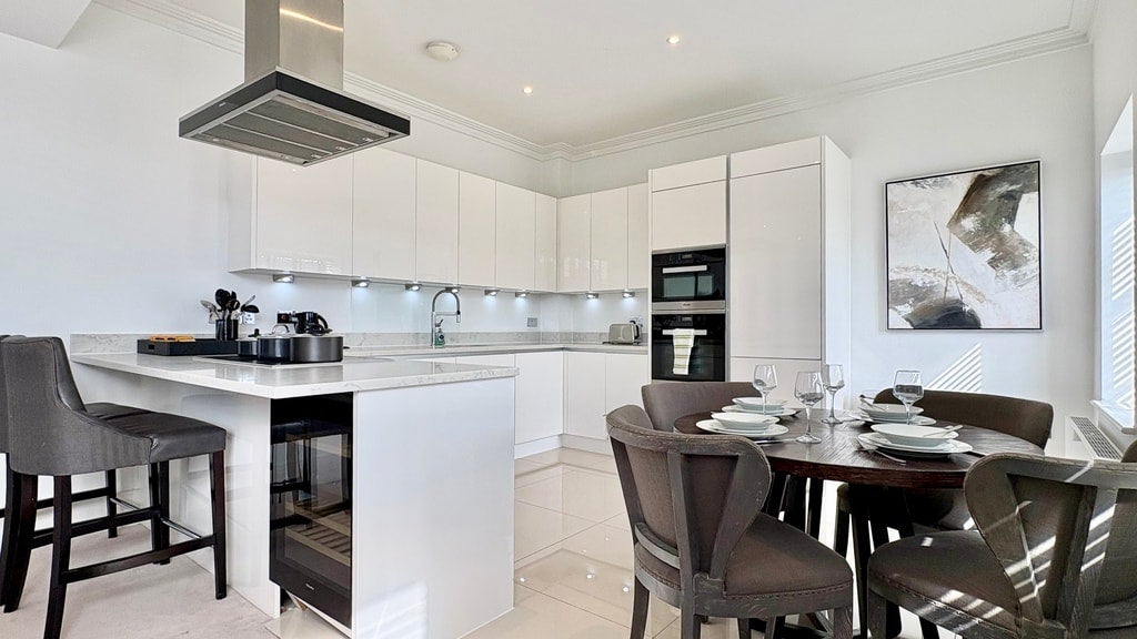 Flat Rainville Road in Greater London