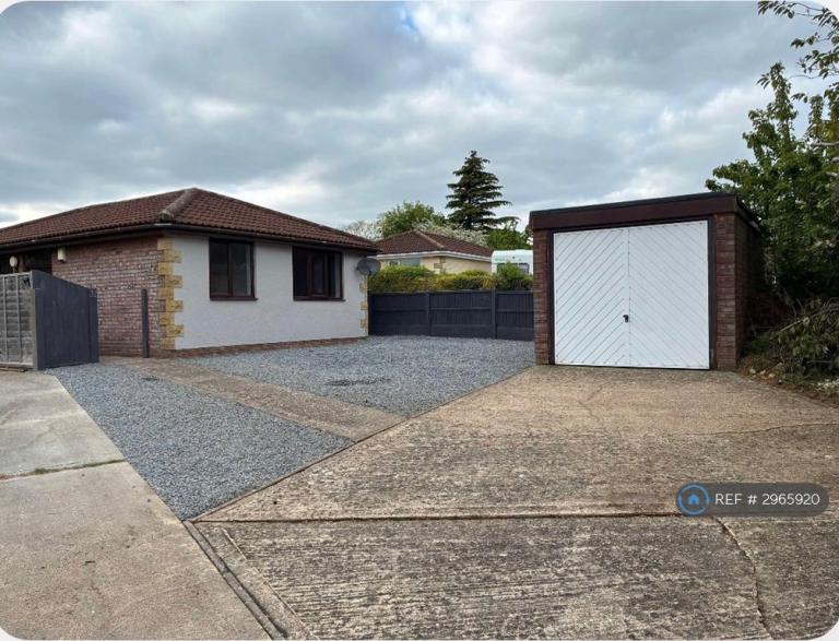 House Villa Close in Lincoln