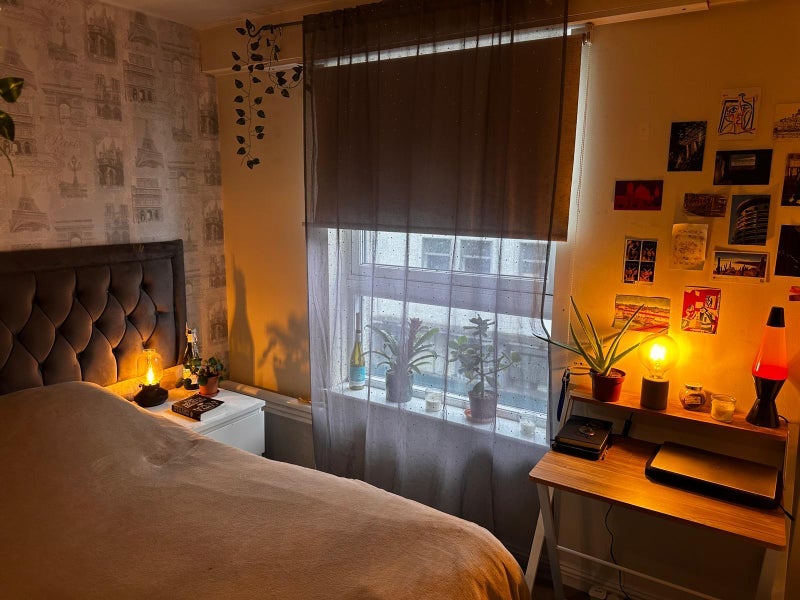 Room Wallace Street in Glasgow