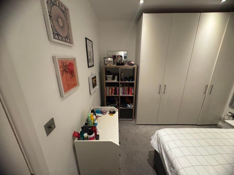 Room Tyssen Street in Greater London