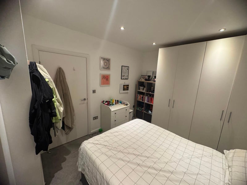 Room Tyssen Street in Greater London