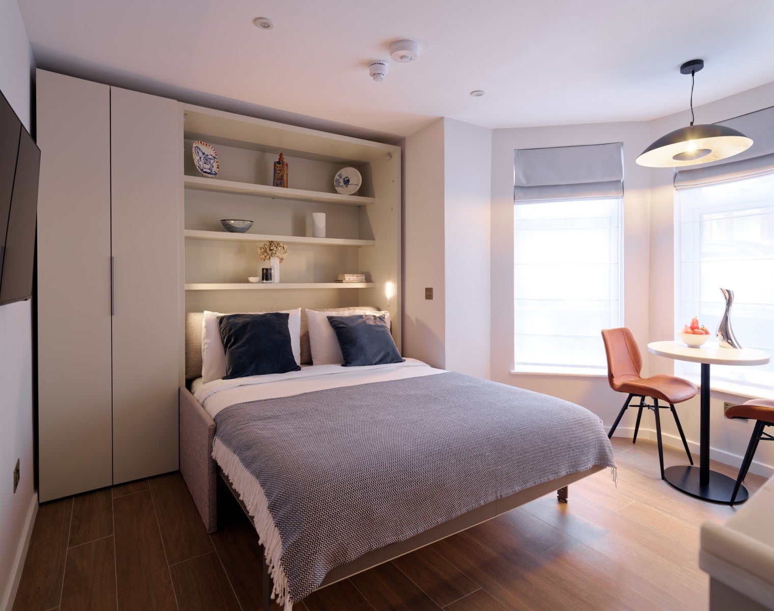 Flat Kingdon Road in London
