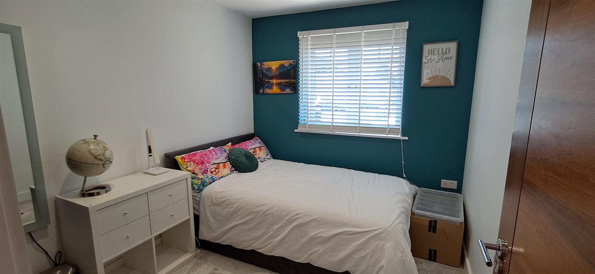 House Woodcote Close in Hertsmere