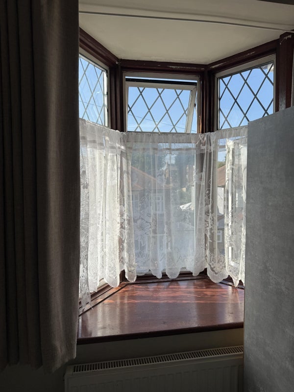 Room Hillside Gardens in Greater London