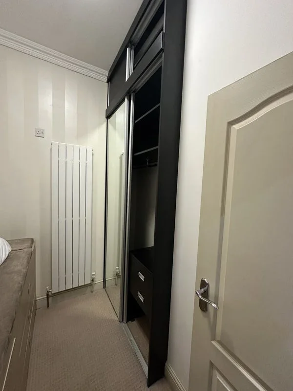 Flat Lordship Road in Greater London