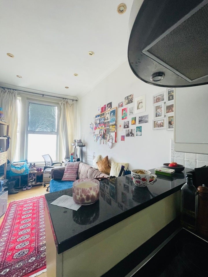 Flat Lordship Road in Greater London