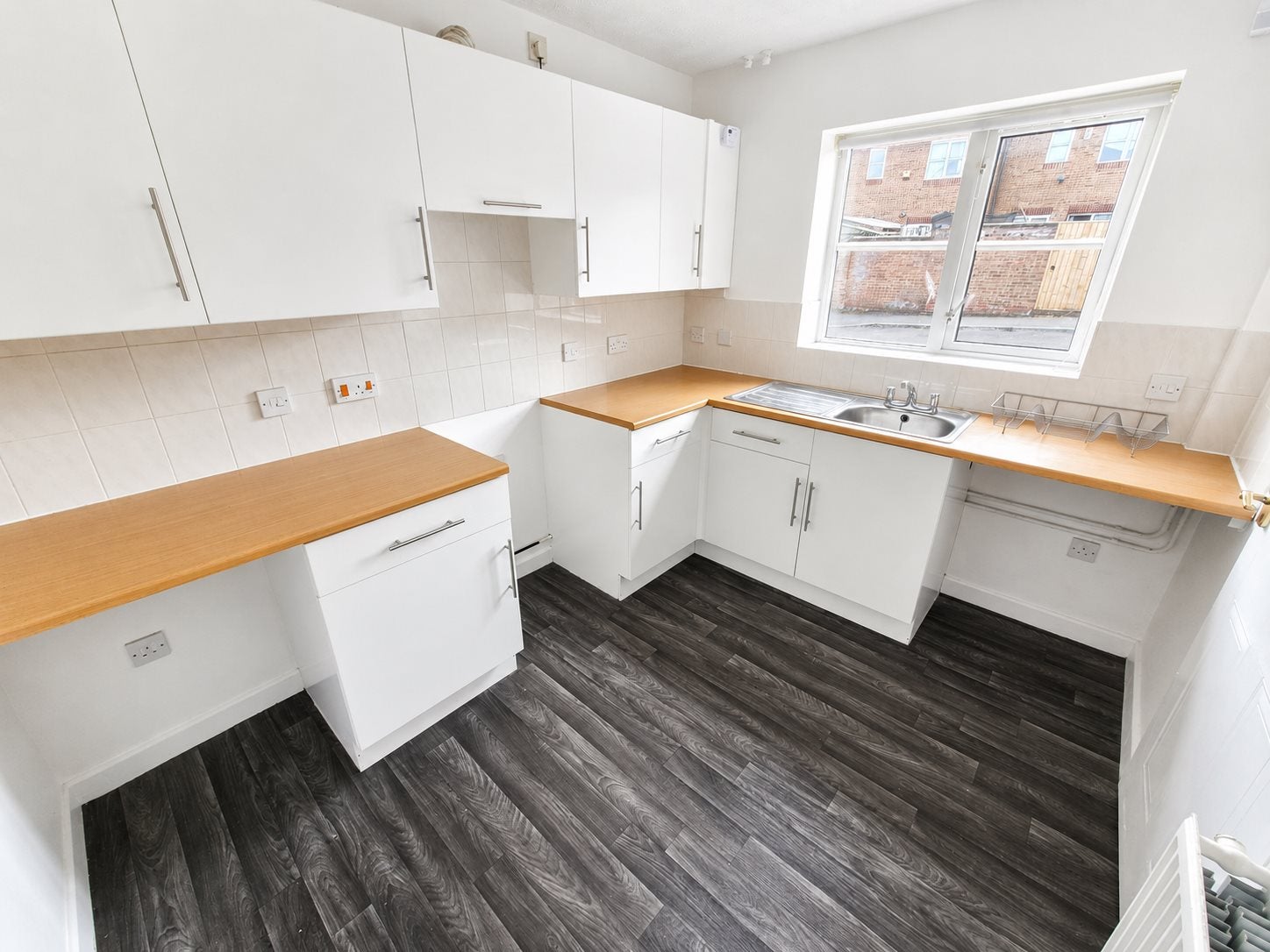 House Potterton Close in Bridgwater