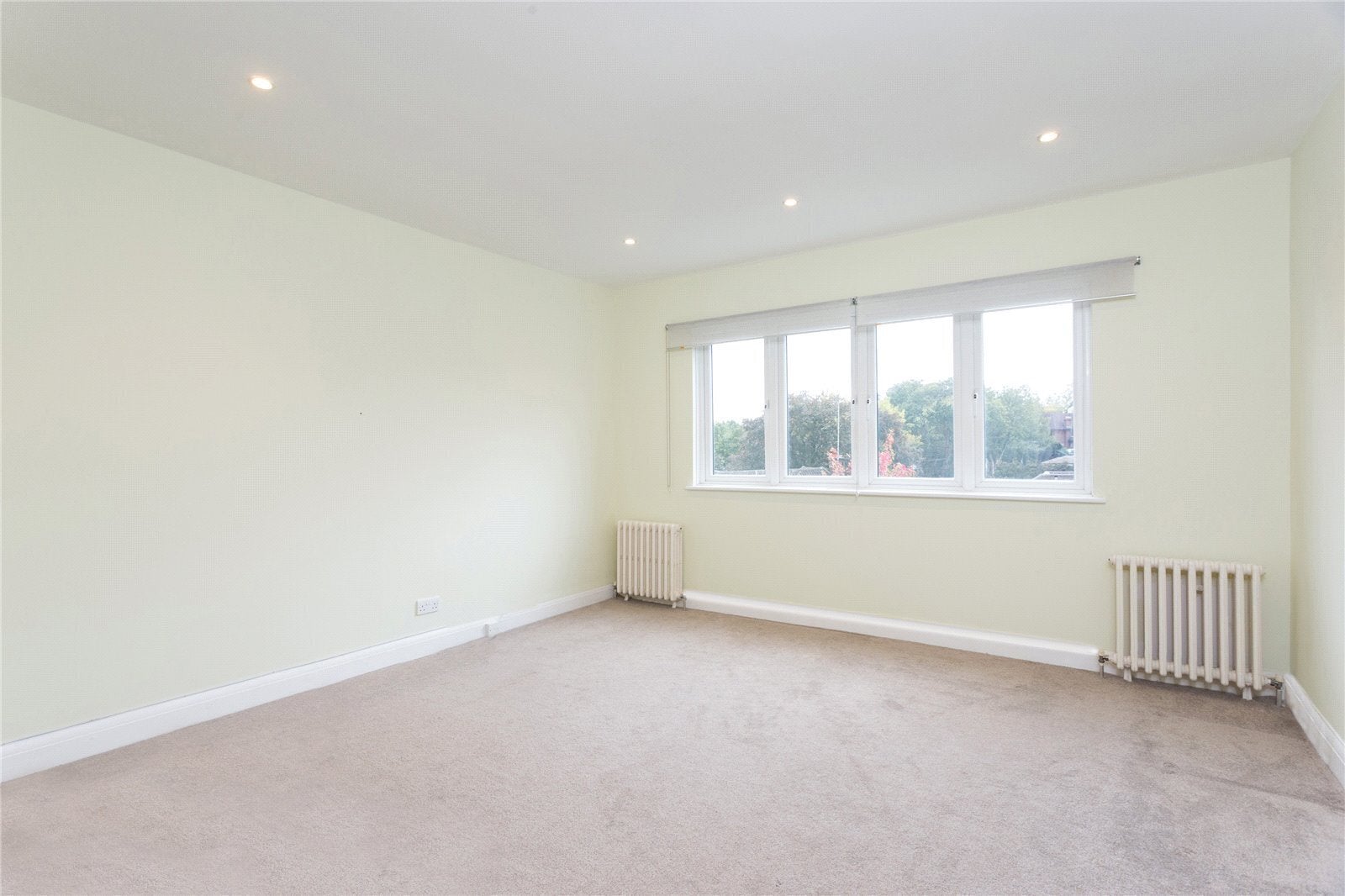 House Hermitage Lane in Greater London