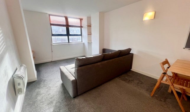 Flat Granville Road in Sheffield