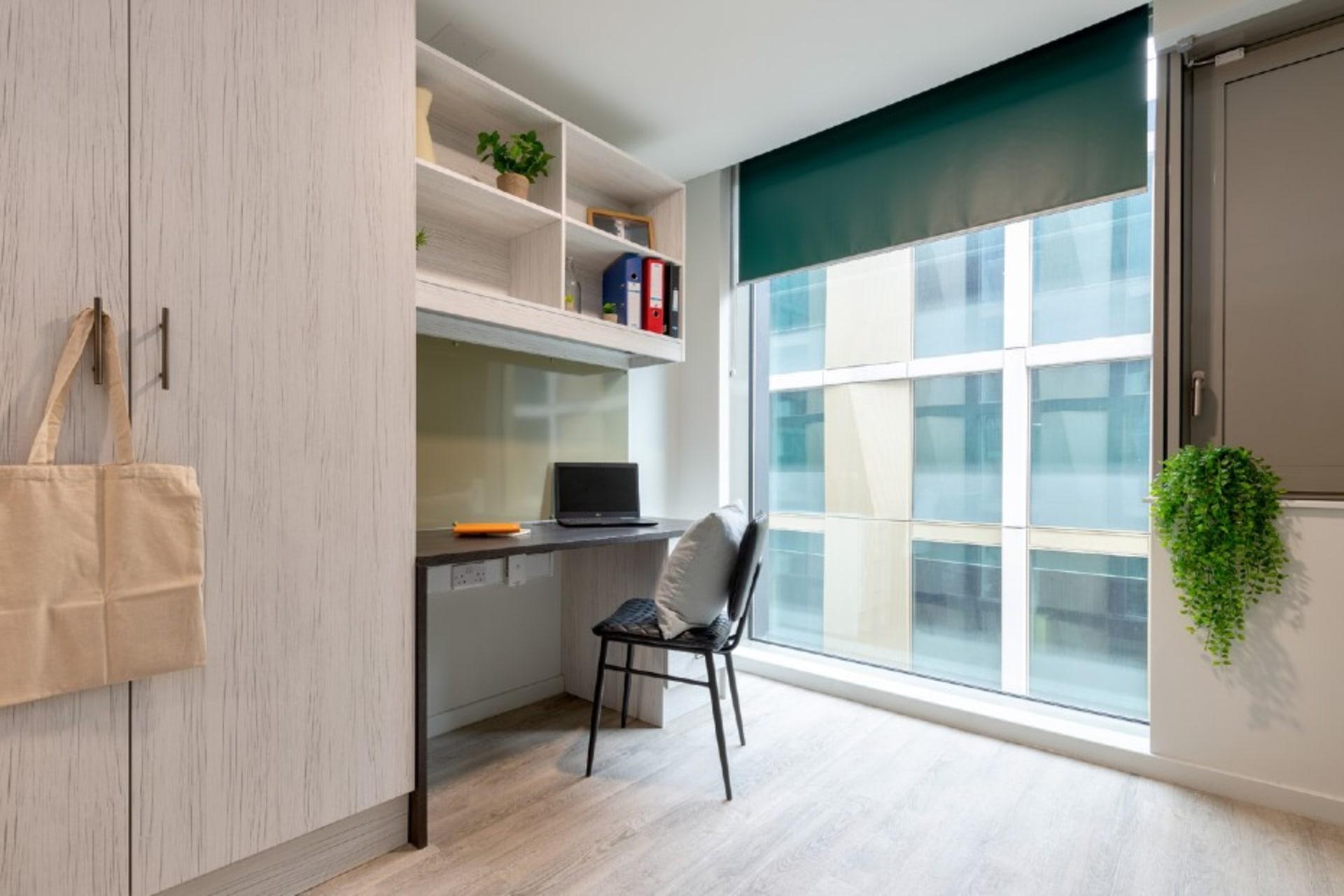 Room Long Street in Greater London