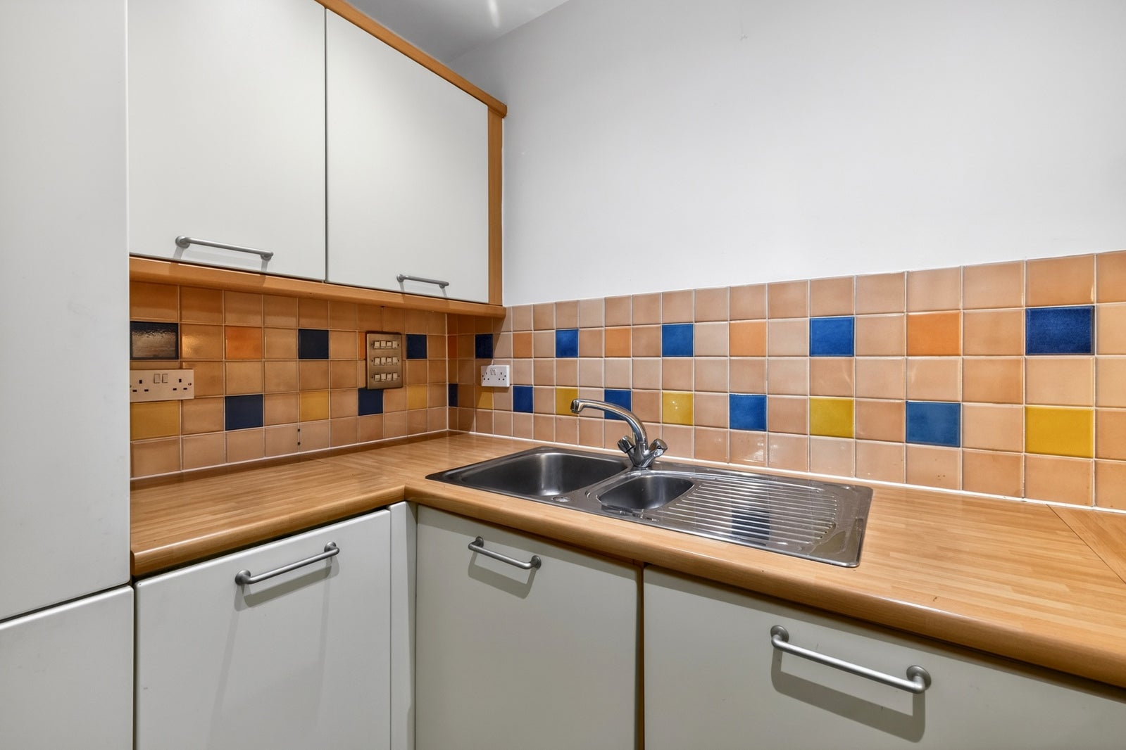 Flat Farringdon Road in Greater London