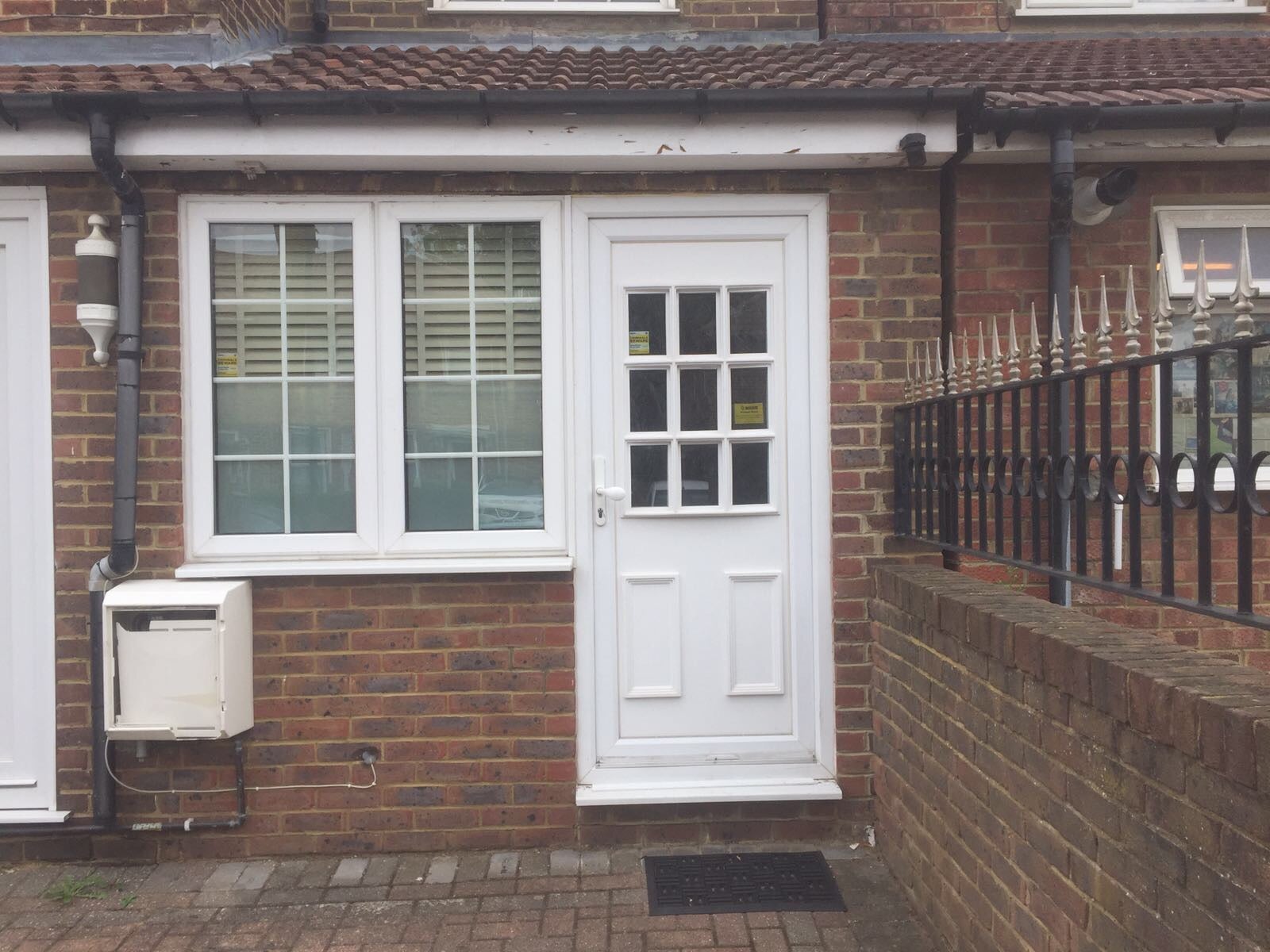 Flat Kenton Road in Greater London