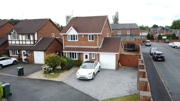 House Spring Meadow in Sandwell