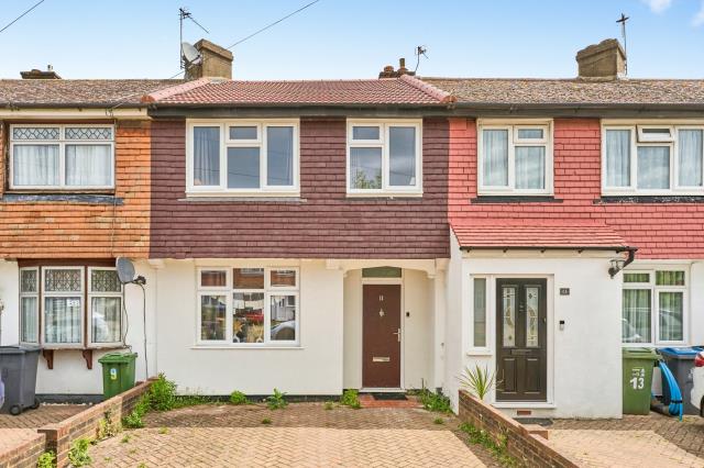 House Sunray Avenue in London